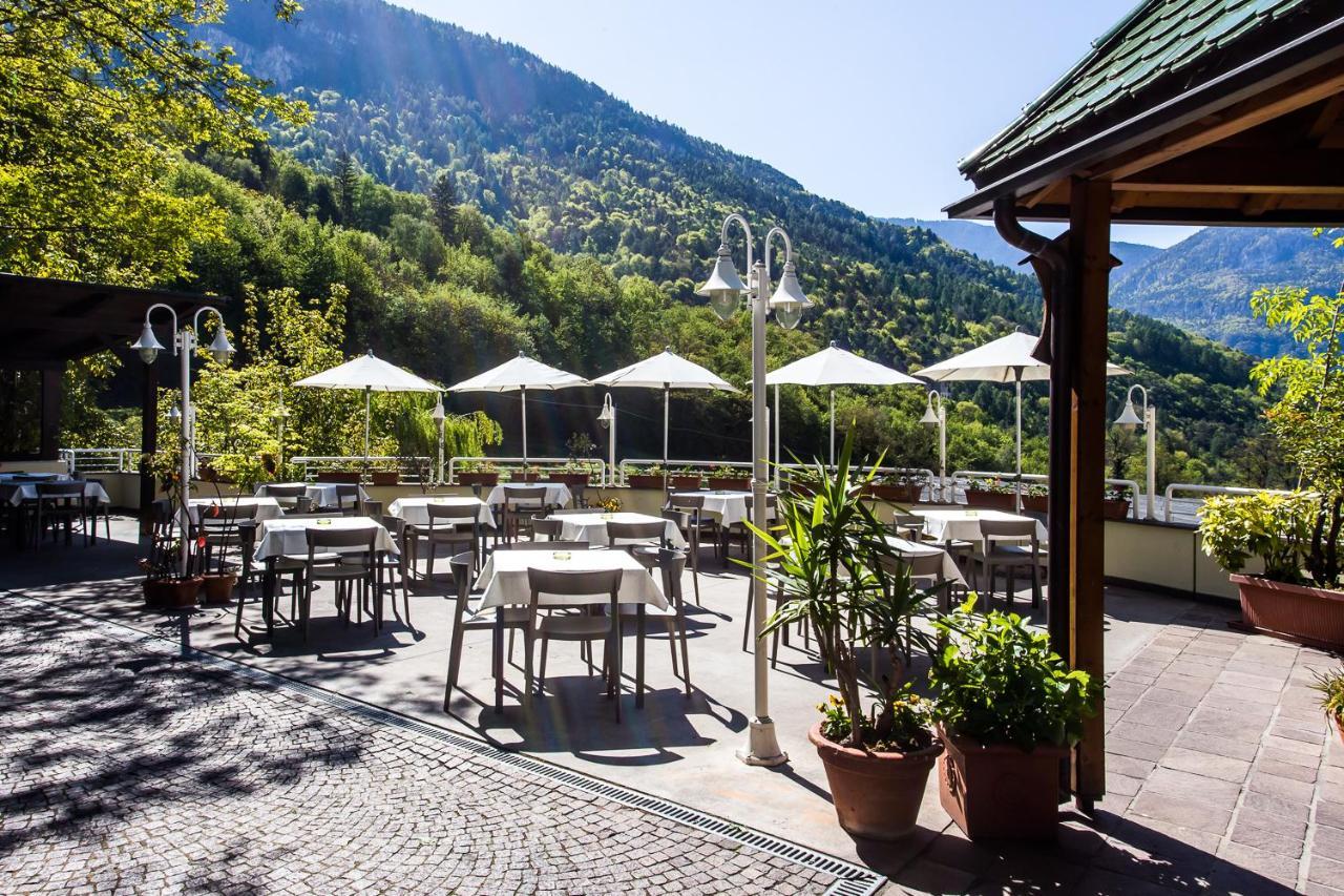 Hotel Tenz 2025 Montagna Eksteriør bilde